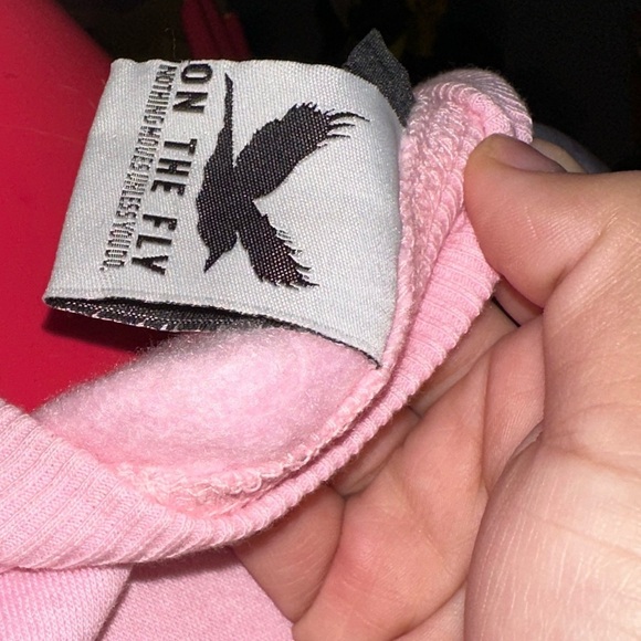 ON THE FLY Crop Sweater - Picture 4 of 6